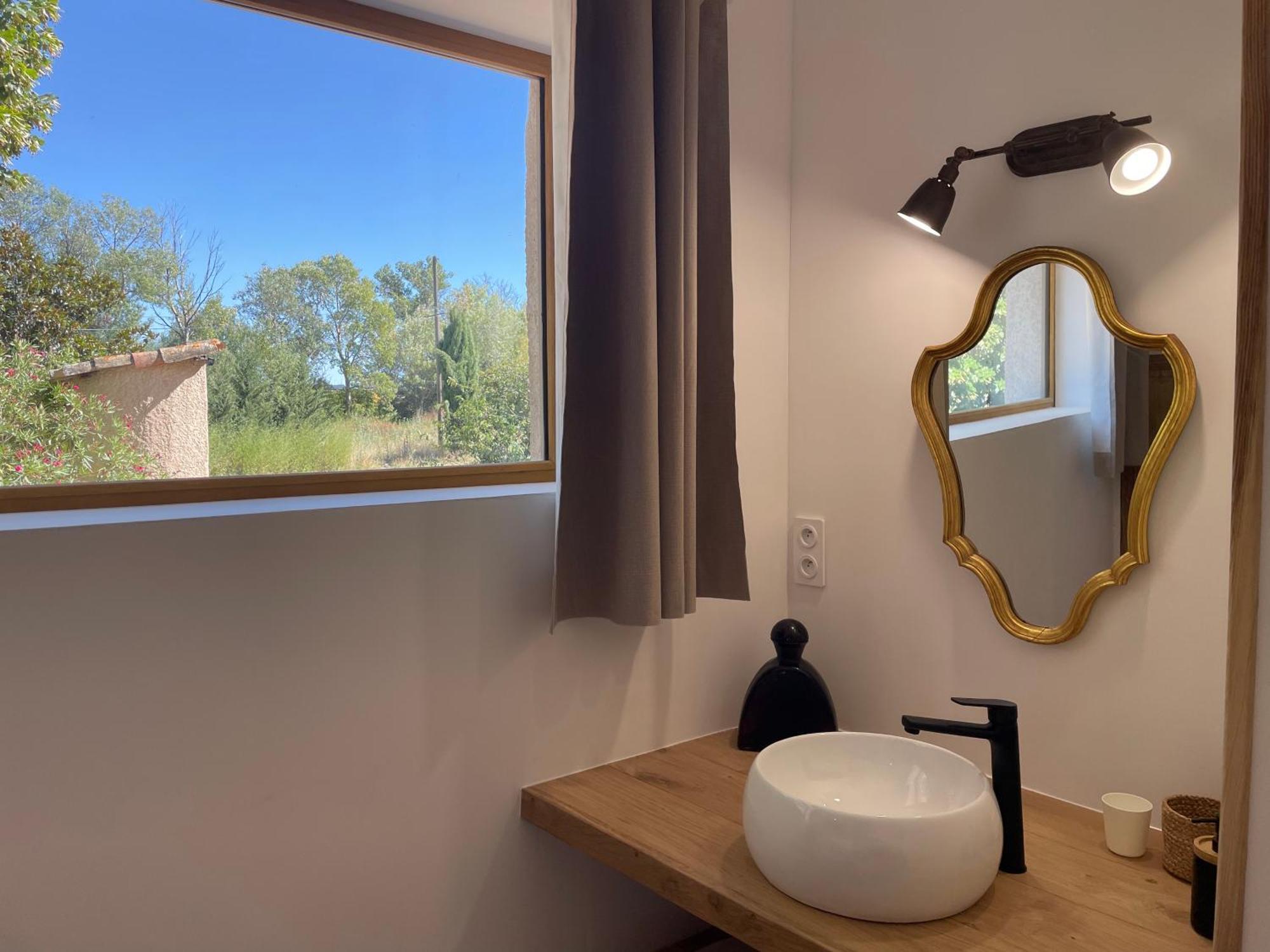Sous Les Etoiles En Provence, Gite Les Bambous Lurs Ngoại thất bức ảnh